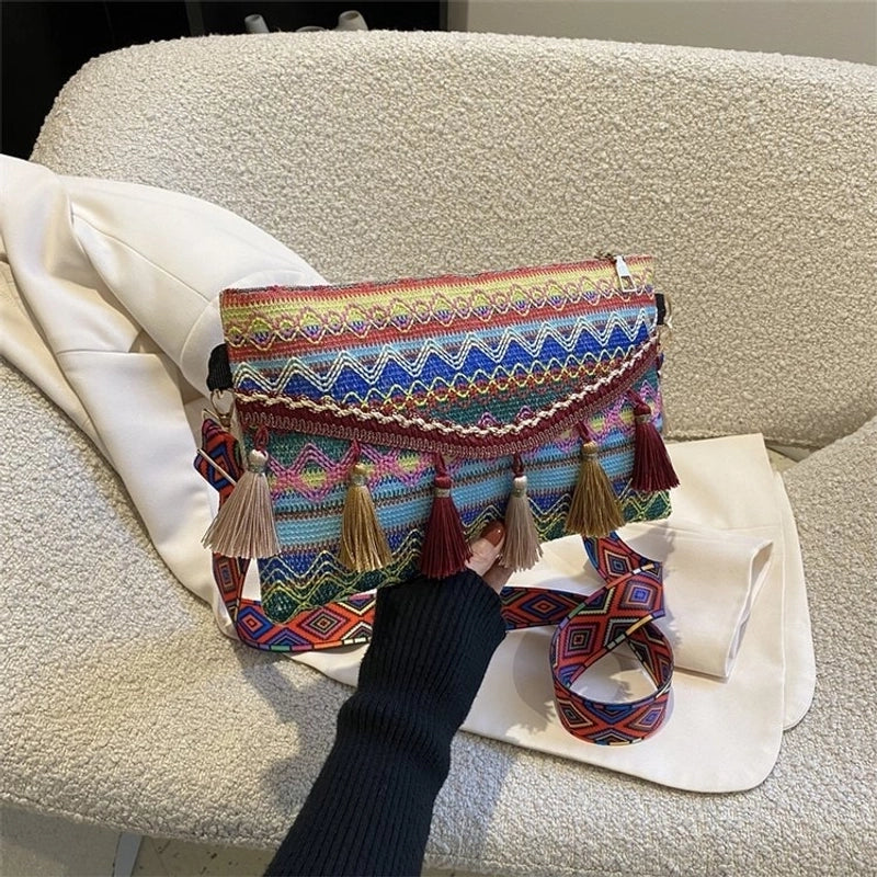 Women's Small All Seasons Canvas Vintage Style Shoulder Bag