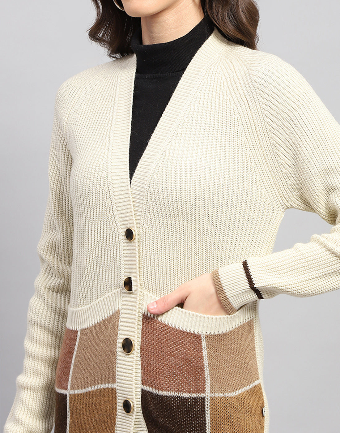 Women Beige Self Design V Neck Full Sleeve Cardigan