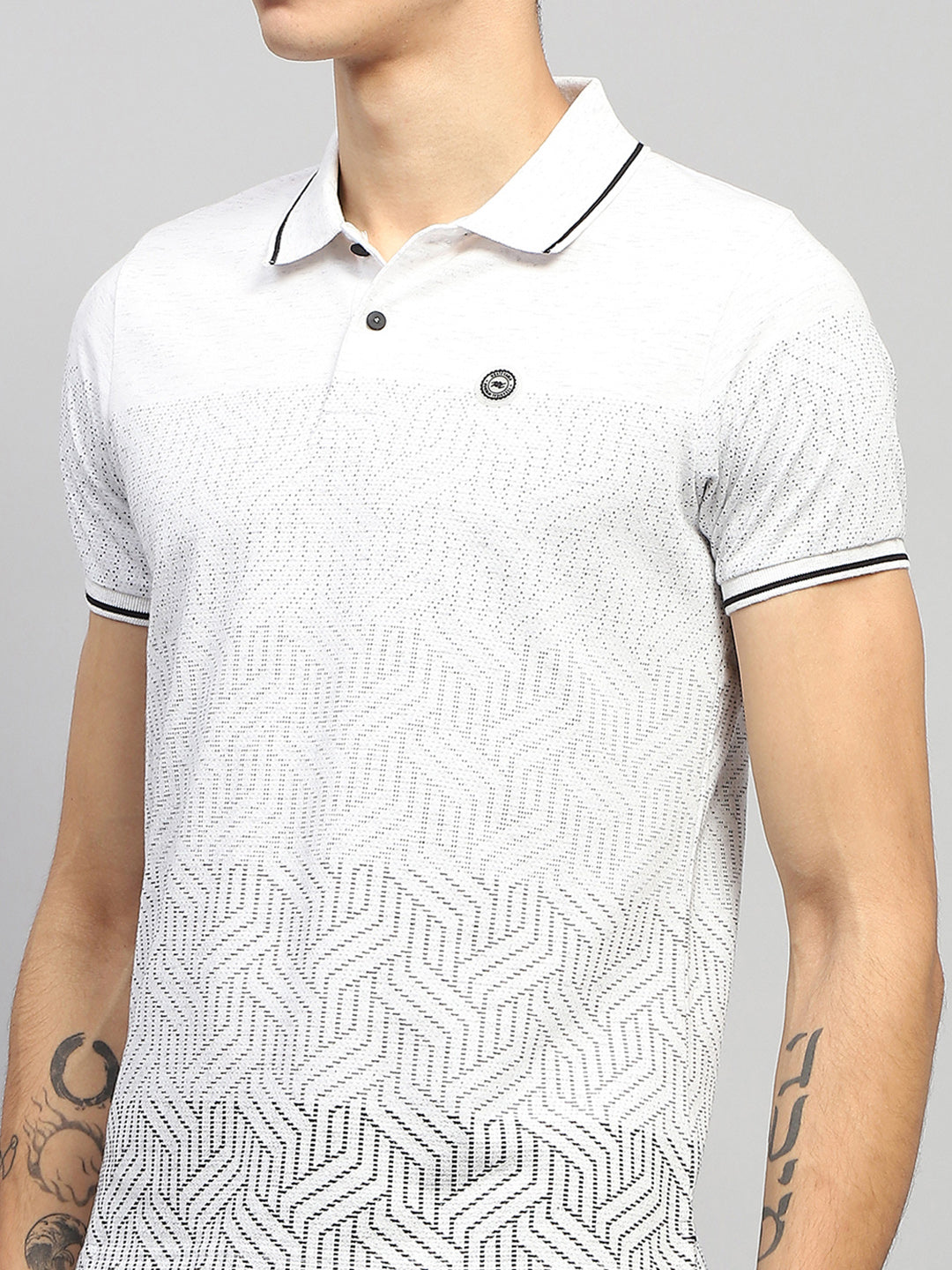 Men White Printed Collar Half Sleeve T-Shirt