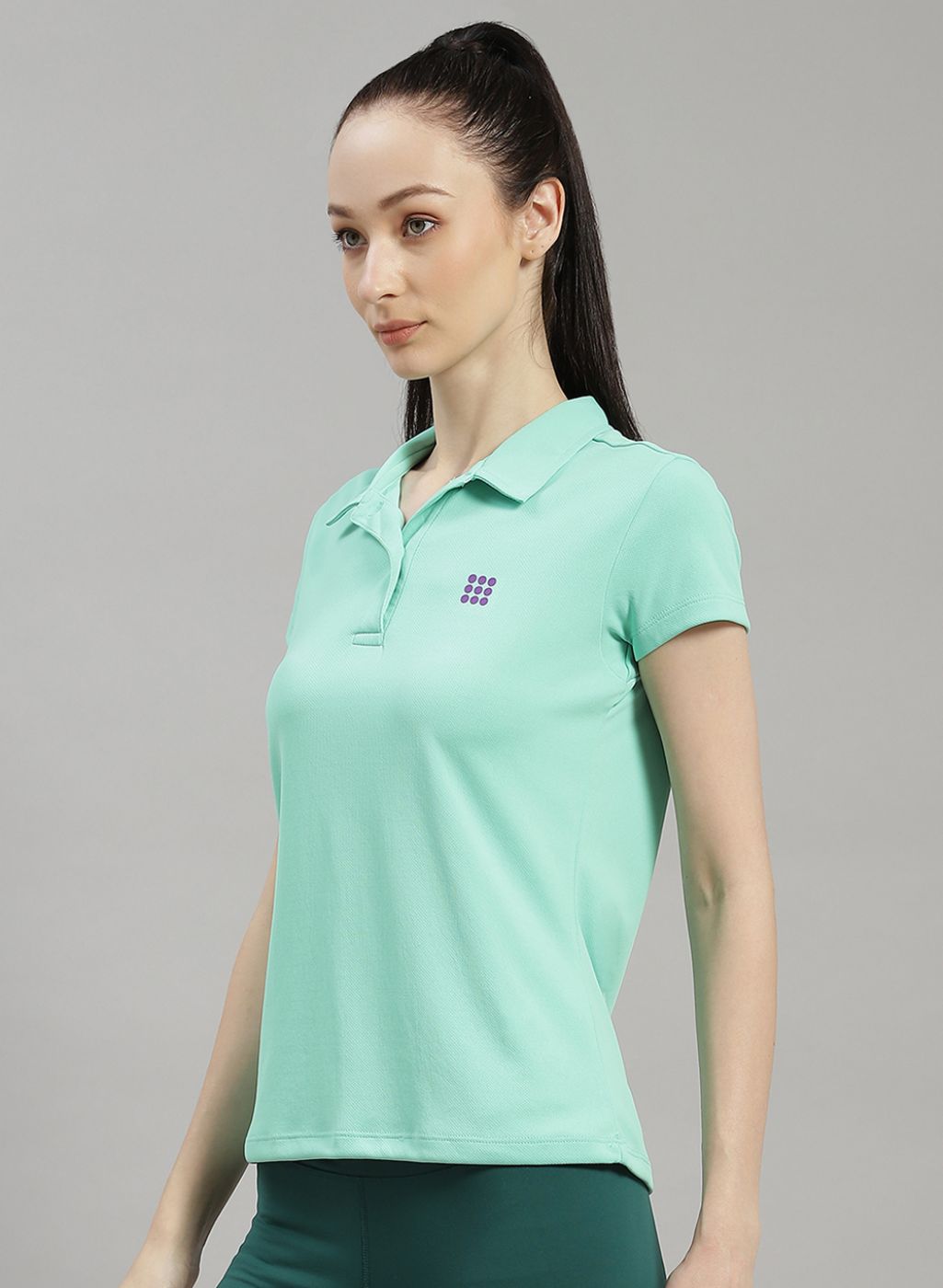 Women Green Solid T-Shirt