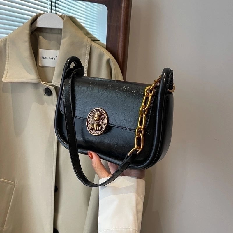 Women's Pu Leather Solid Color Classic Style Square Magnetic Buckle Shoulder Bag