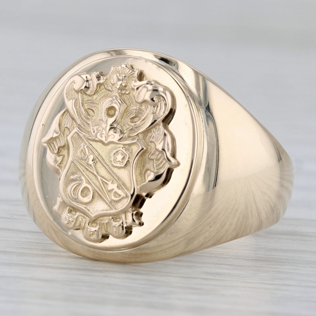 Vintage Sigma Nu Fraternity Crest Signet Ring 10k Yellow Gold Sz 10 Coat of Arms