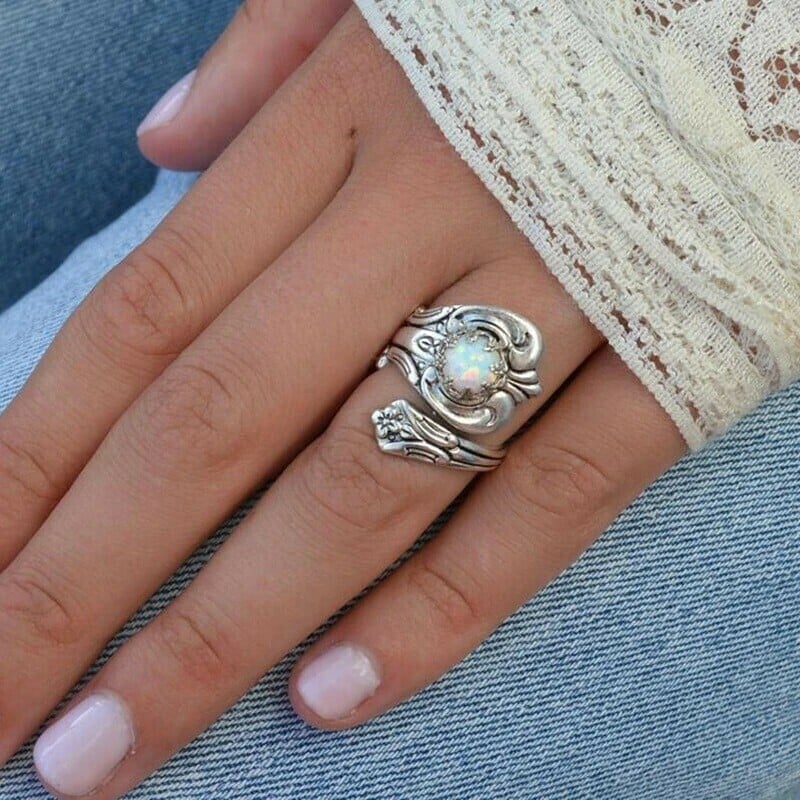 🎁White Opal Spoon Adjustable Ring