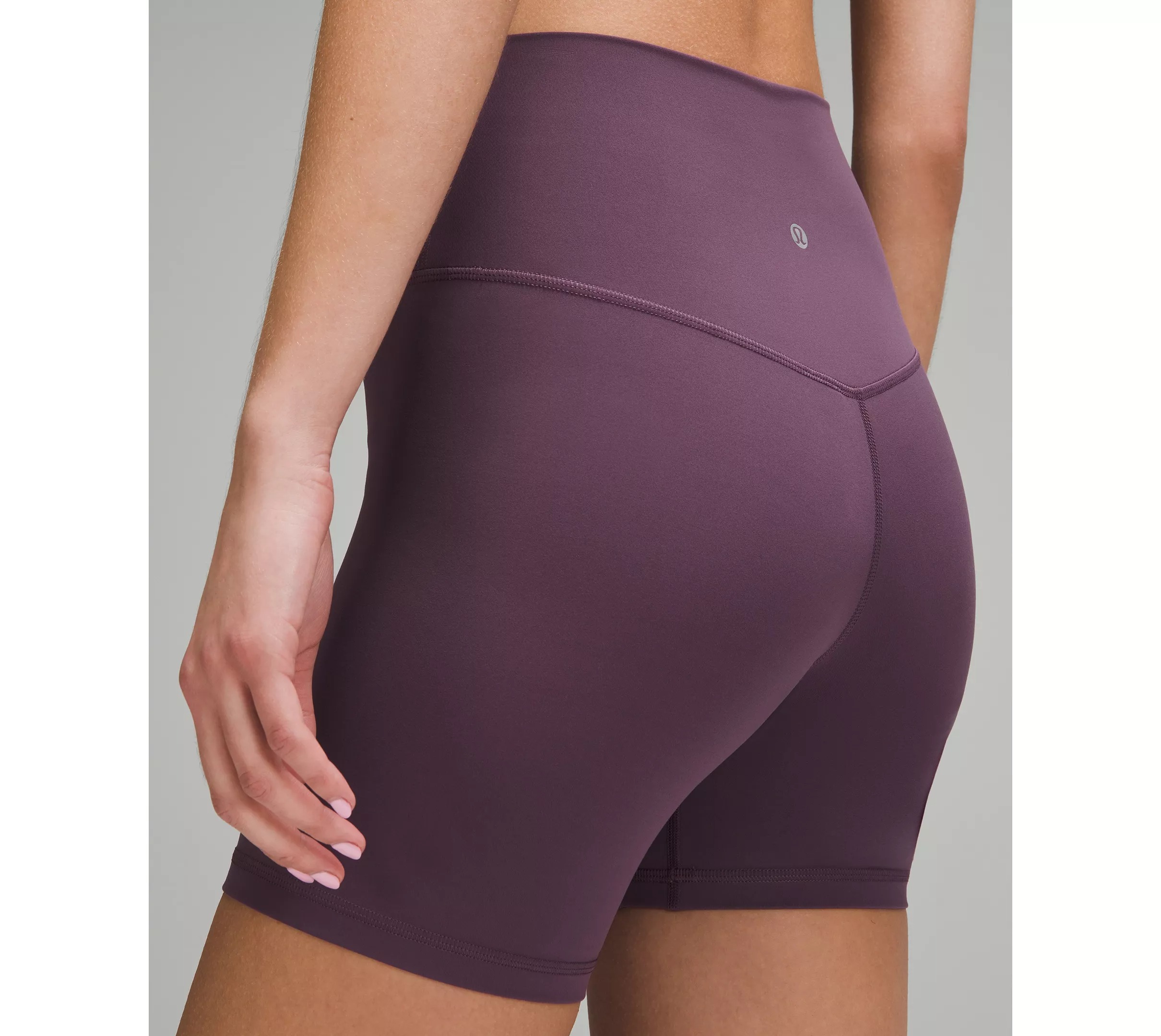 lululemon Align™ pantalón corto de talle alto de 6