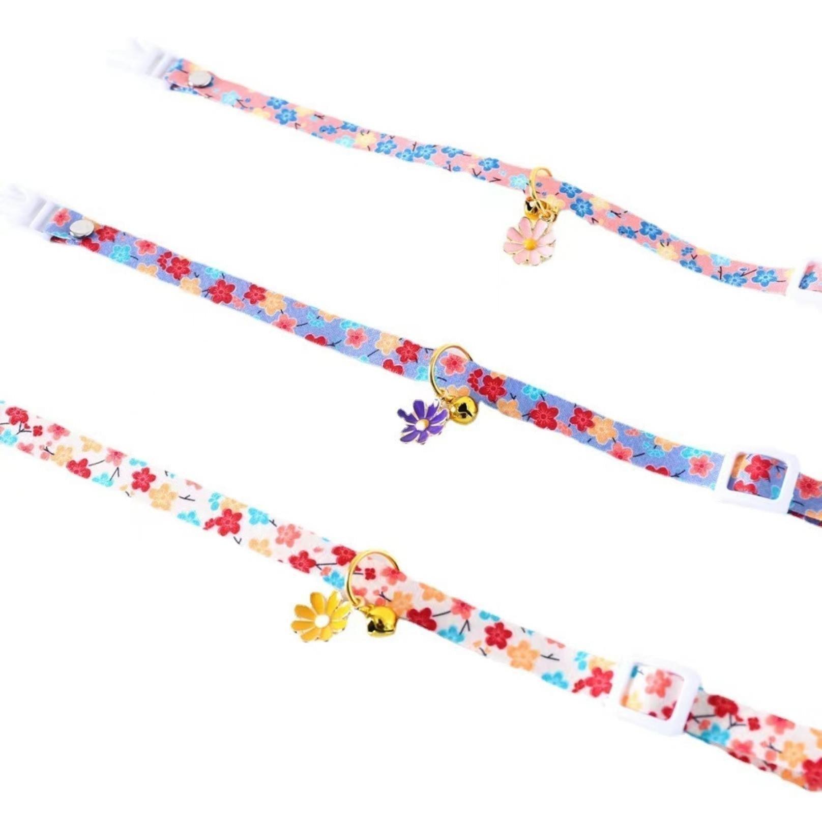 Colourful Daisy Adjustable Pet Collar for Cats and Small Dogs