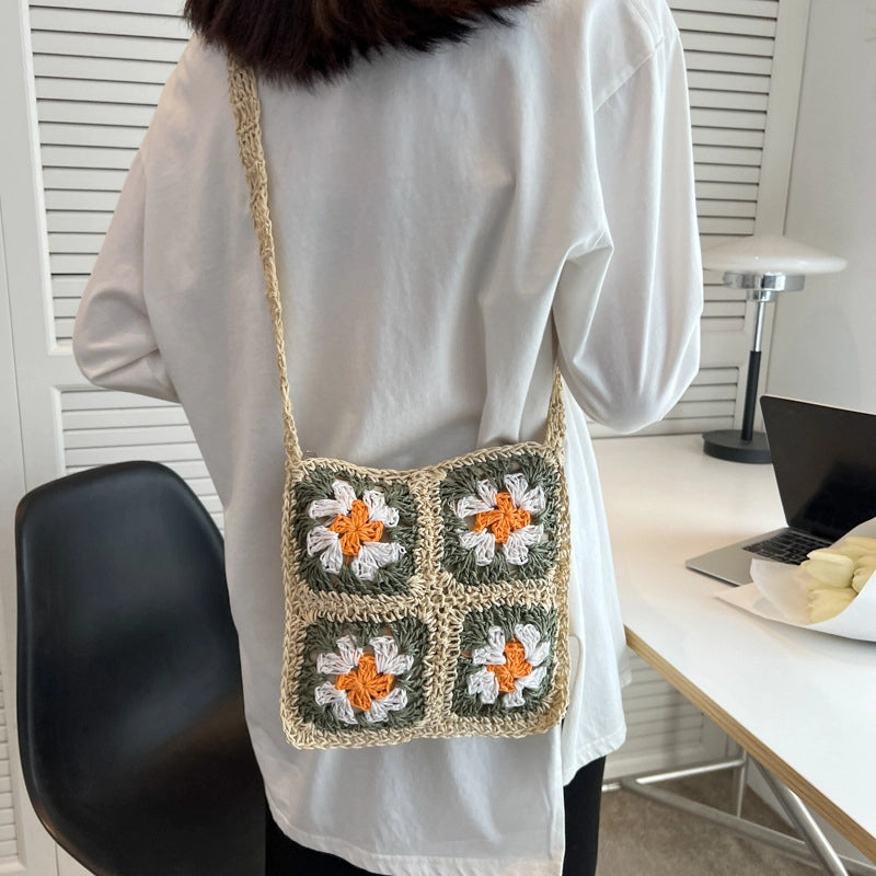 Summer New Handmade Crochet Flower Shoulder Straw Bag