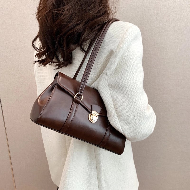 Women's Medium Pu Leather Solid Color Elegant Lock Clasp Underarm Bag