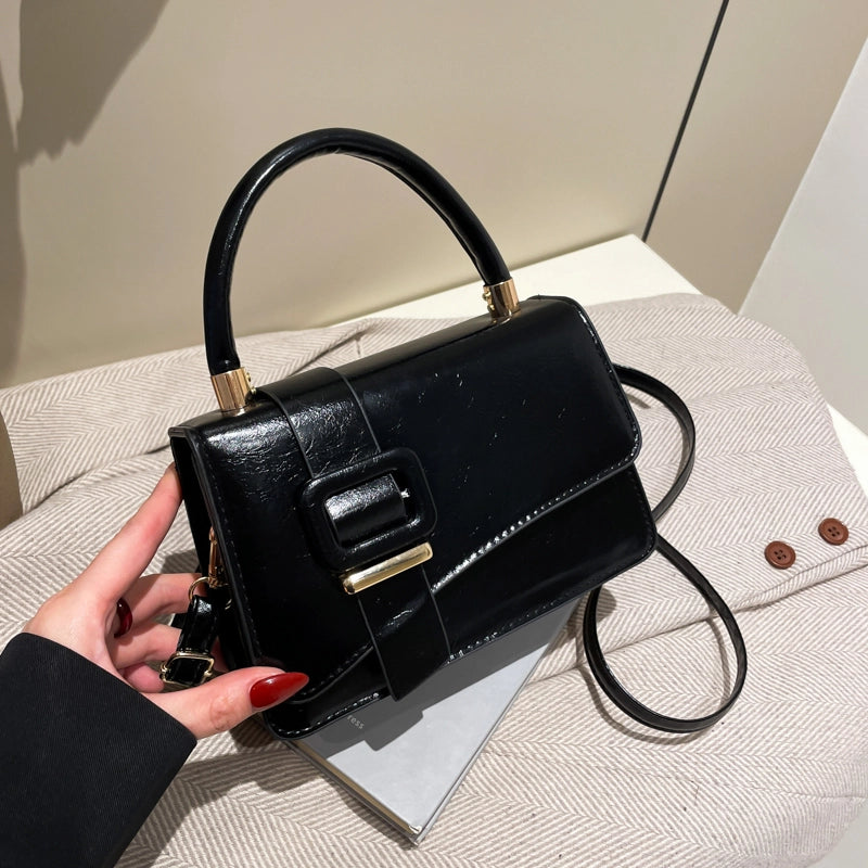 Women's Medium Pu Leather Solid Color Basic Classic Style Square Magnetic Buckle Crossbody Bag