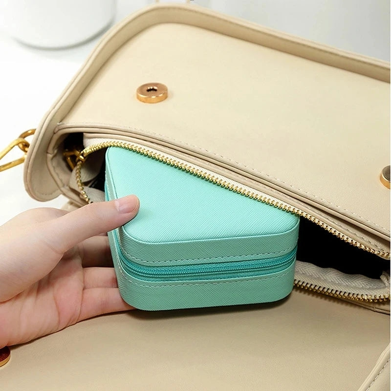 MINI TRAVEL JEWELRY ORGANIZER