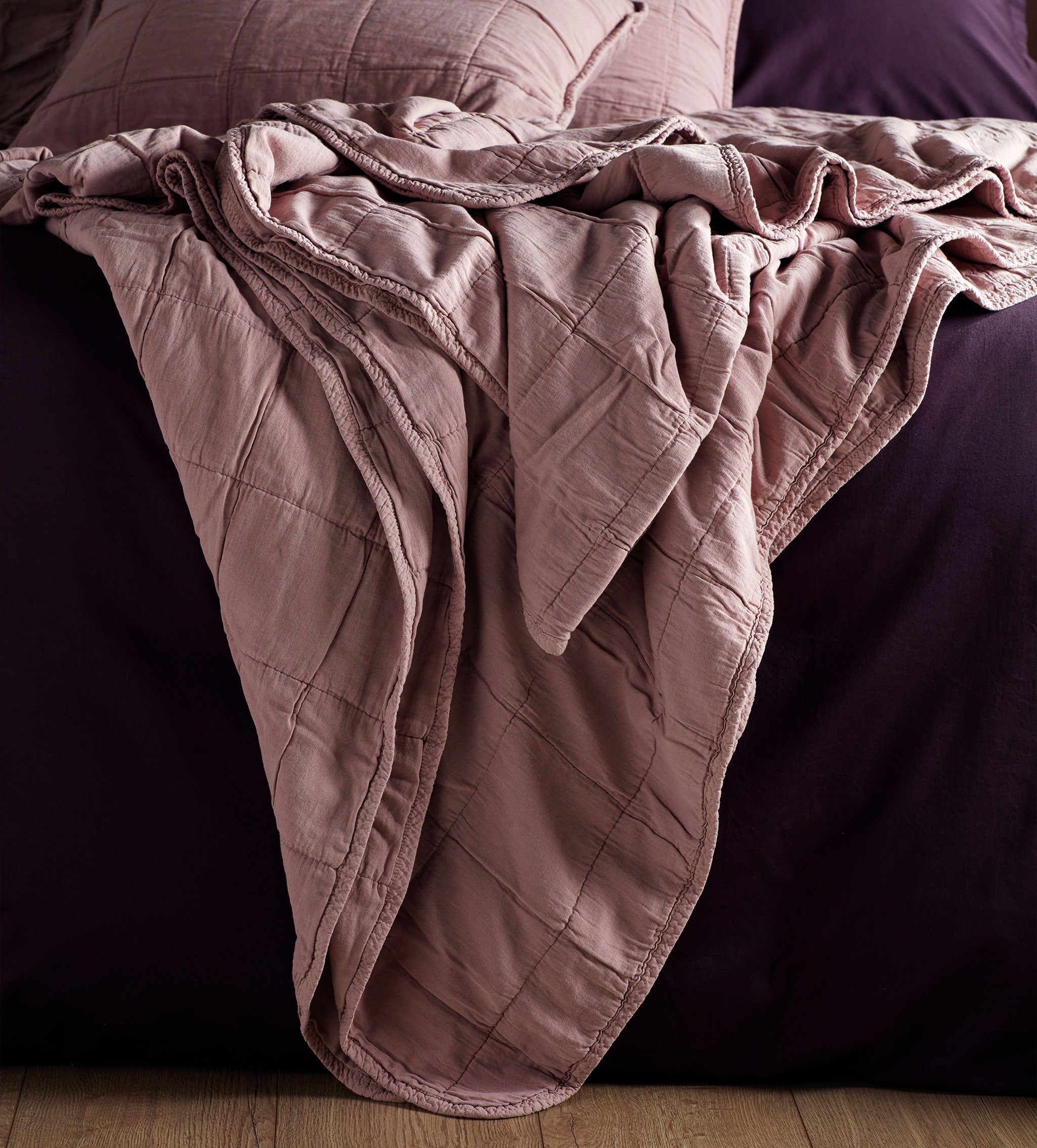 Vintage Rose Finn 100% Cotton Quilted Throw