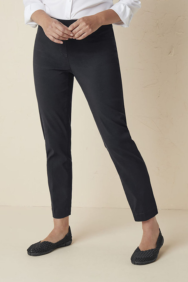 Pull-On Anywear ShapeMe Ankle Pants