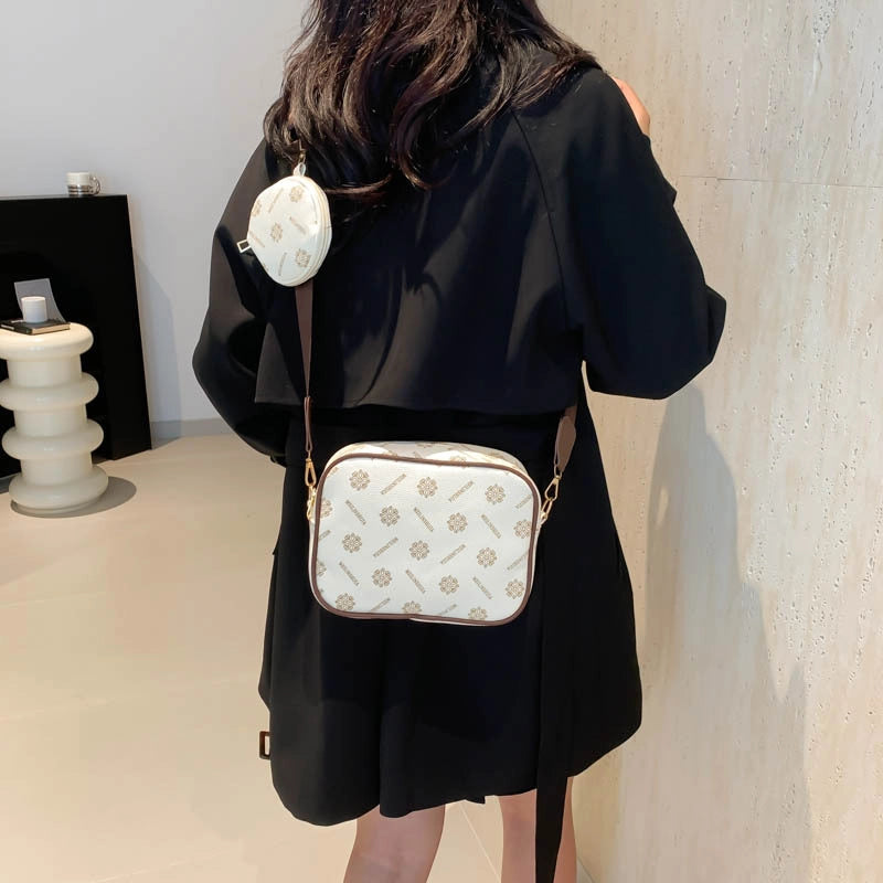 Vintage Fashion Texturized Small Square Bag Women's Summer New Entry Luxury Small Flower Shoulder Bag Internet Popular Trendy Crossbody Bag