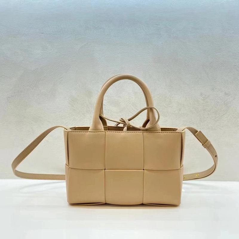 Women's Medium Two-Layer Cowhide Leather Solid Color Business Weave Square Open Shoulder Bag