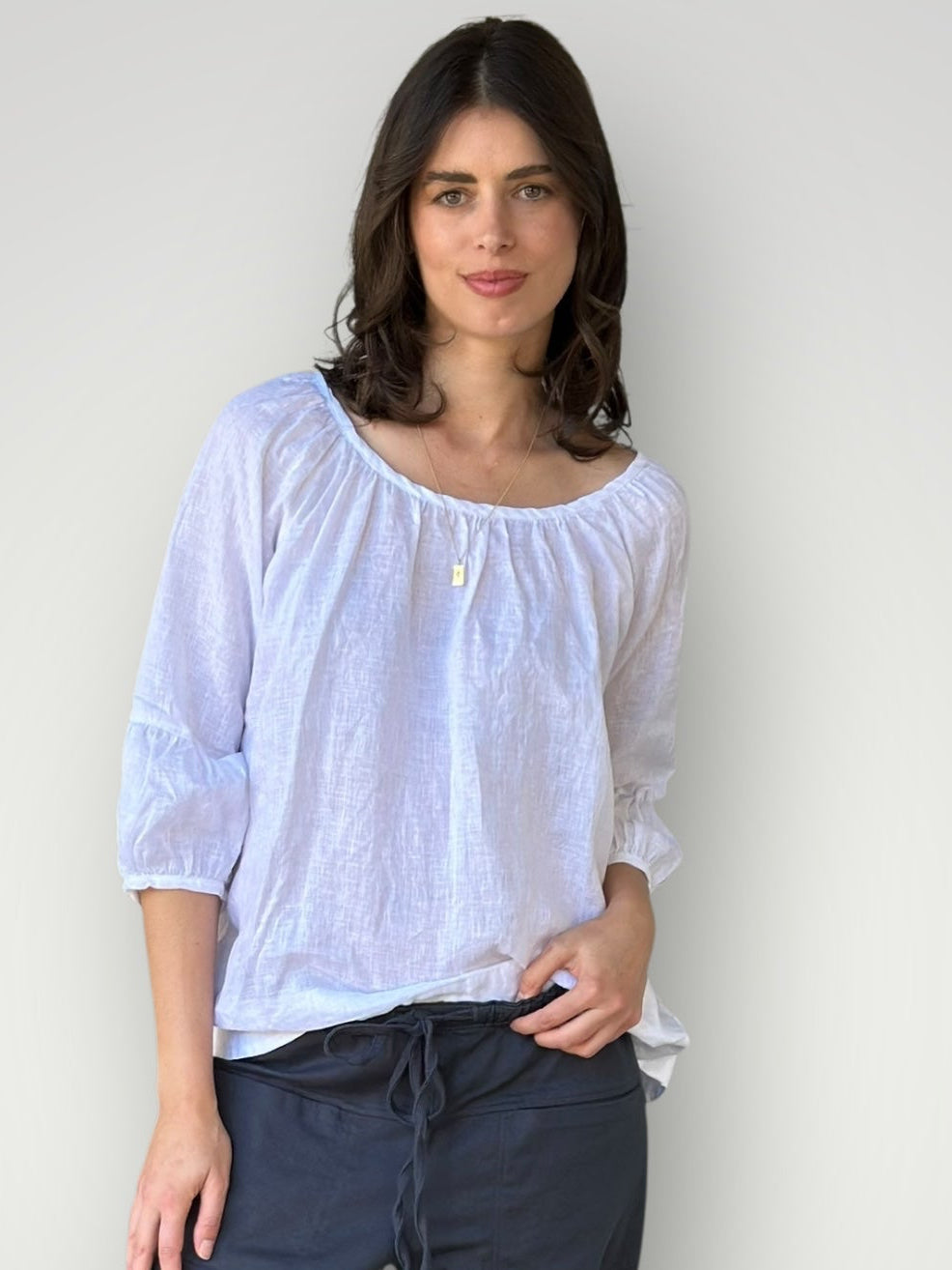 julia top-white linen