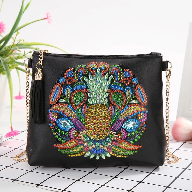 Women's Pu Leather Animal Flower Butterfly Ethnic Style Rhinestone Diamonds Zipper Crossbody Bag