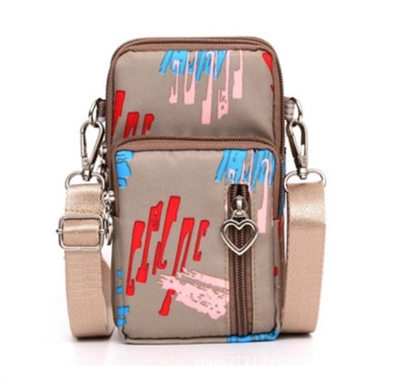 Women's All Seasons Nylon Streetwear Phone Wallets