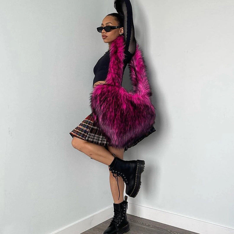 Women's Mini Plush Color Block Heart Shape Streetwear Heart-shaped Magnetic Buckle Shoulder Bag