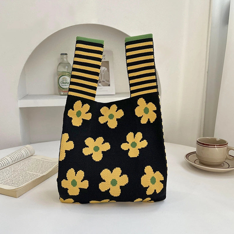 Women's Medium Polyester Flower Basic Vintage Style Square Open Shopping Bags
