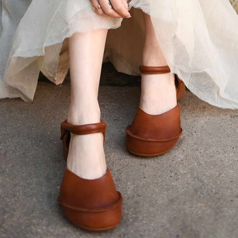 Retro Soft Leather Ankle Strappy Sandals Handmade Closed Toe in Brown/Black