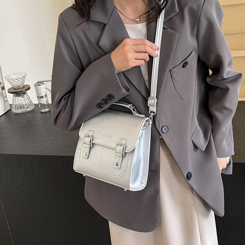 Women's Medium Pu Leather Solid Color Preppy Style Classic Style Sewing Thread Flip Cover Fashion Backpack