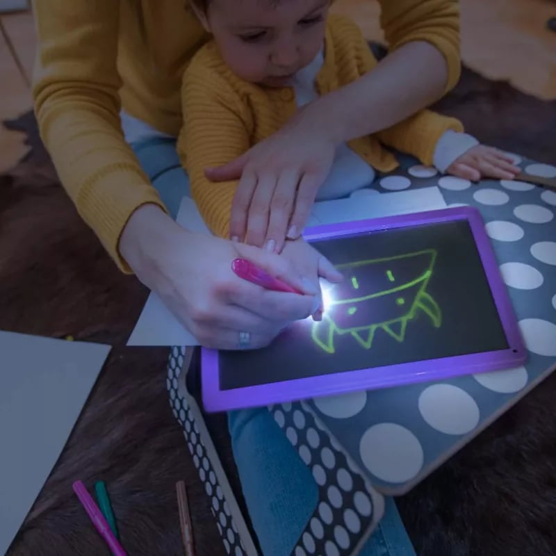 2024-Magic LED Light Drawing Pad - Release the Creativity of Children!☀