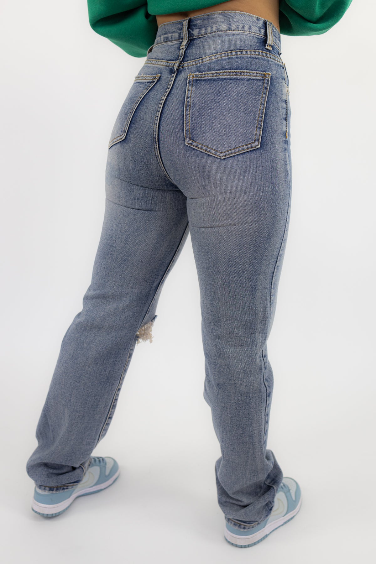 EVI LONG STRAIGHT LEG JEANS