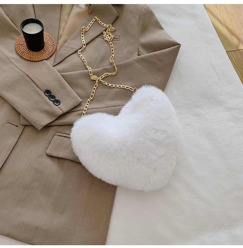 Women's Small Plush Solid Color Streetwear Heart-shaped Zipper Shoulder Bag Crossbody Bag