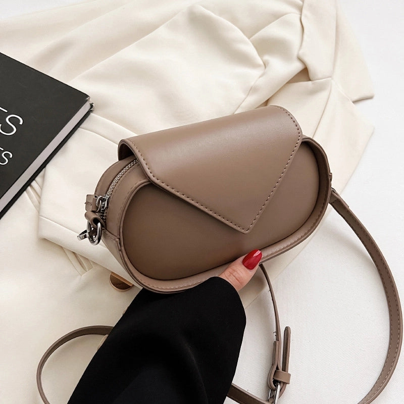 Women's Small Pu Leather Solid Color Streetwear Flip Cover Shoulder Bag