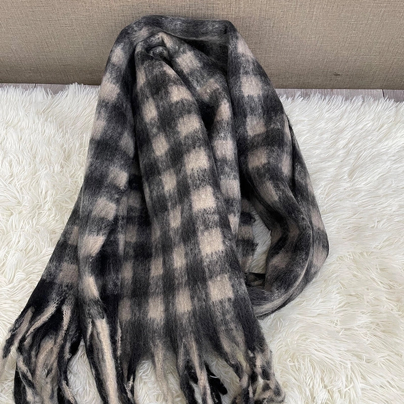 Green Big Mao Plaid Scarf Women's Autumn And Winter  Thickened Warm Atmosphere Fashionable Scarf