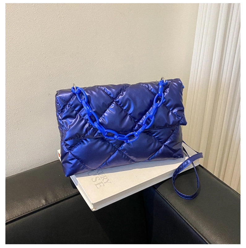 Women's Medium Special Solid Color Lingge Streetwear Magnetic Buckle Crossbody Bag