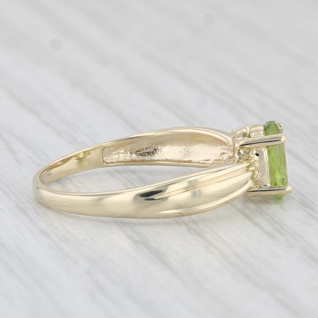 0.80ct Oval Peridot Solitaire Ring 10k Yellow Gold Size 7.25