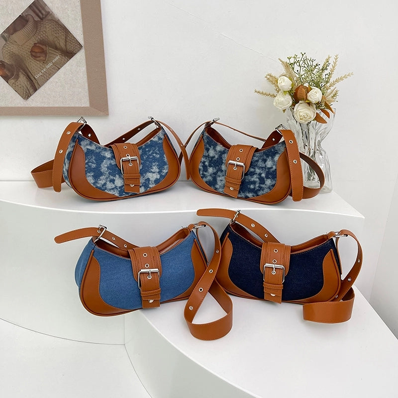 Women's Medium Pu Leather Color Block Streetwear Pillow Shape Zipper Underarm Bag