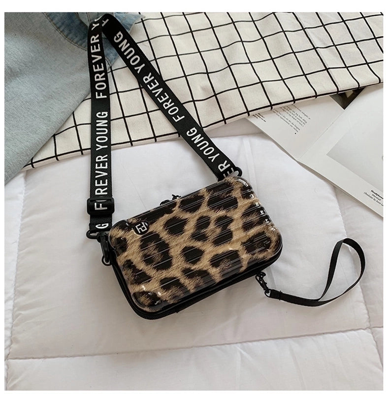 Women's Mini Pvc Solid Color Streetwear Square Zipper Crossbody Bag