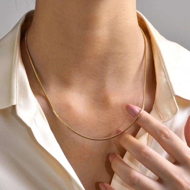 201 Stainless Steel Classic Style Plating Solid Color Necklace