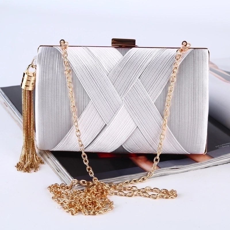 Dinner Bag New Handmade Tassel Pendant Evening Bag Large Capacity Bag Silk Clutch