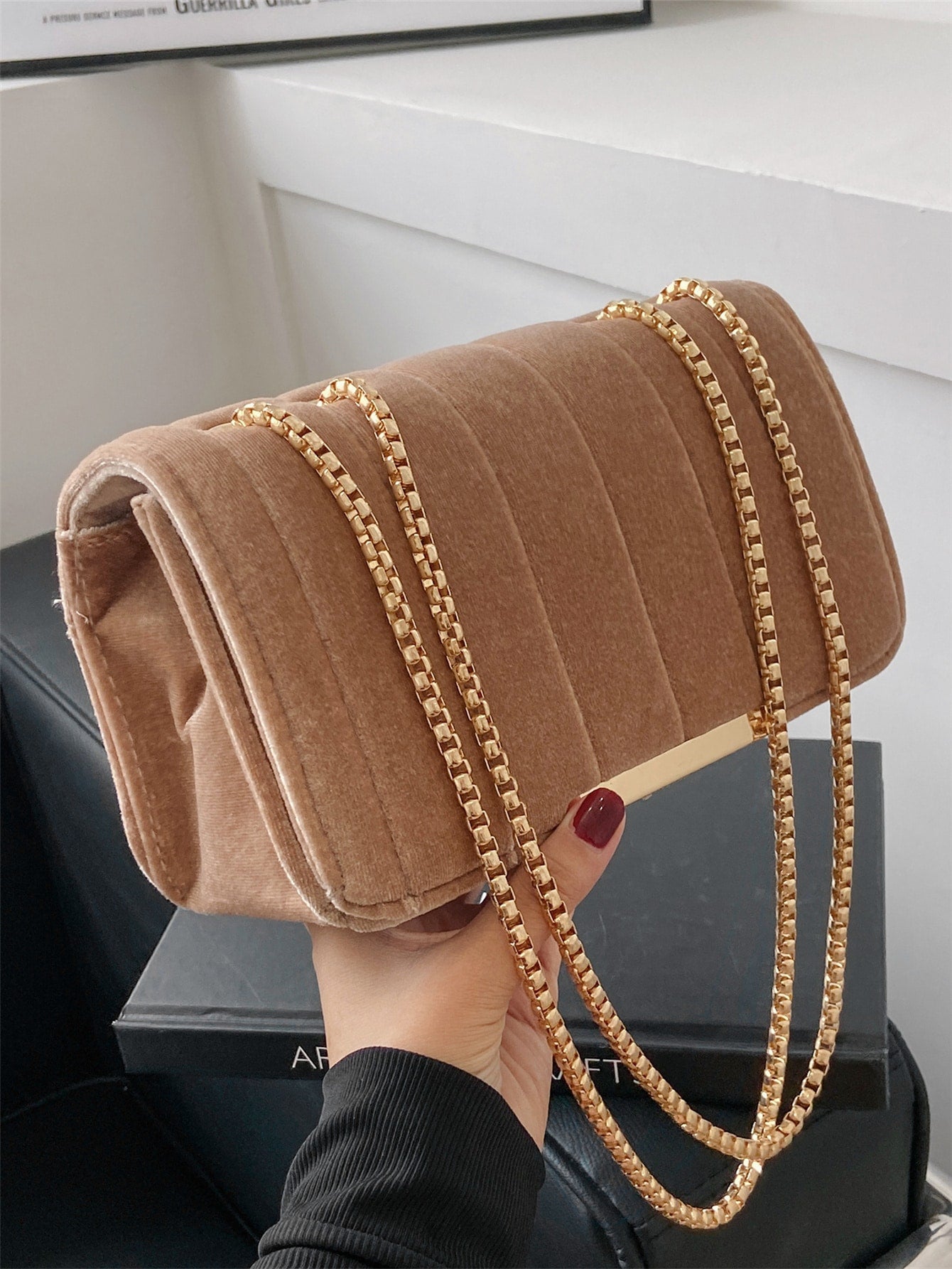 Minimalist Flap Chain Velvet Square Bag