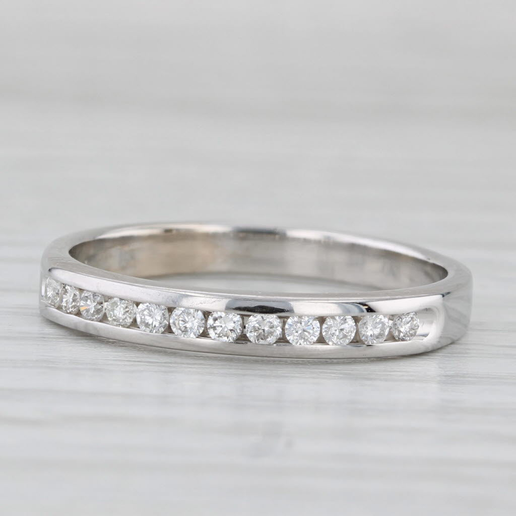 0.25ctw Diamond Wedding Band 14k White Gold Size 8.5 Stackable Ring