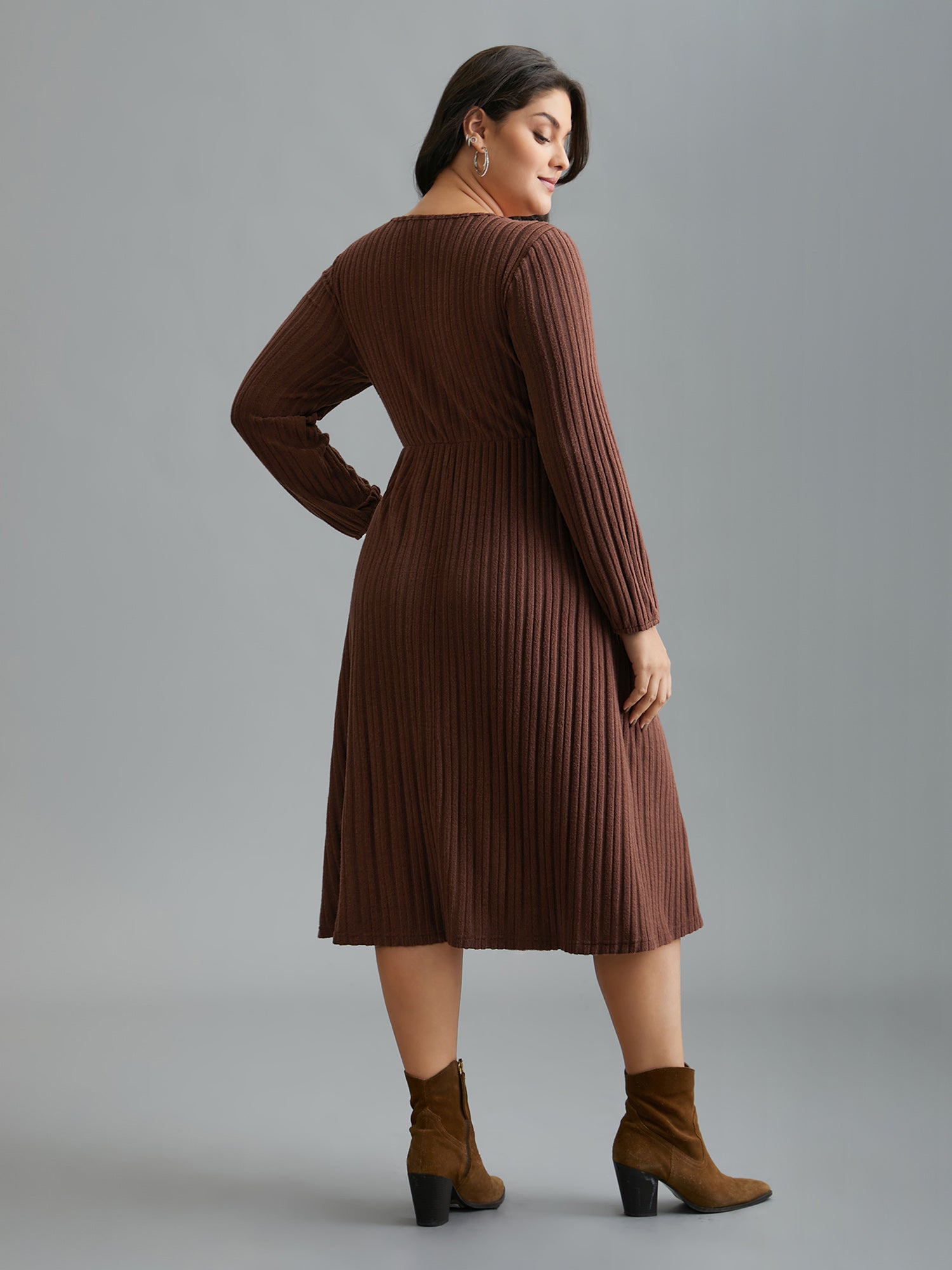 Stretchy Waist Defining Knit Midi Dress