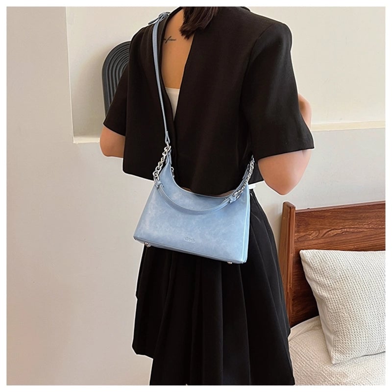 Women's Pu Leather Solid Color Classic Style Sewing Thread Zipper Shoulder Bag