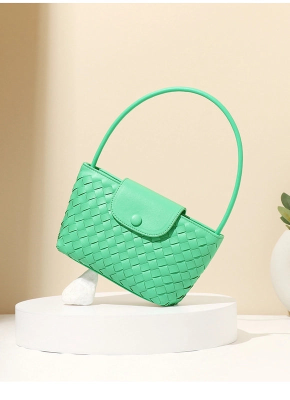 Women's Medium Pu Leather Solid Color Basic Classic Style Square Magnetic Buckle Underarm Bag