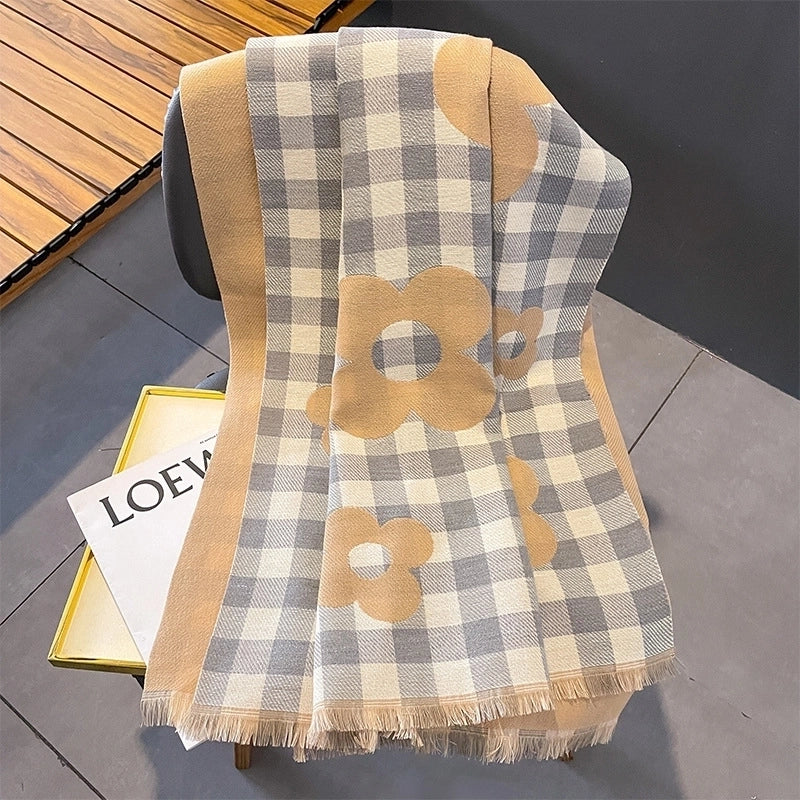 Women's Elegant Lady Modern Style Plaid Imitation Cashmere Scarf