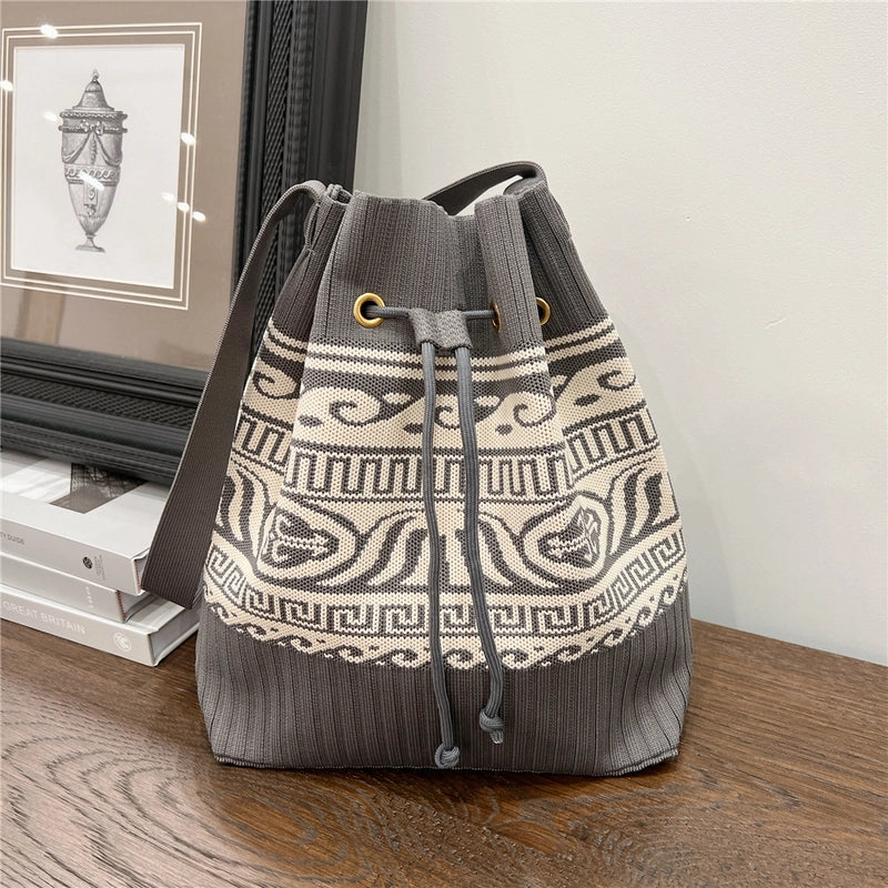 Women's Medium Knit Geometric Vintage Style Classic Style String Tote Bag