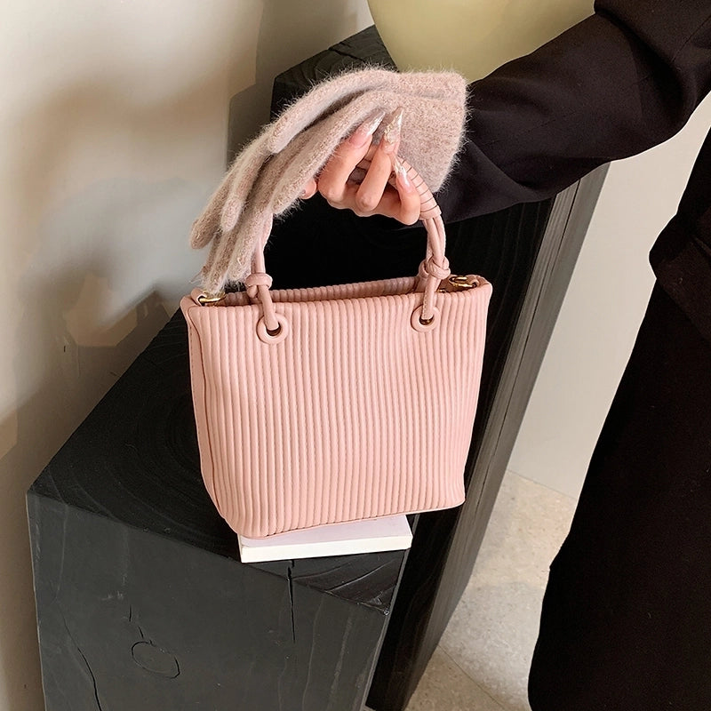 Women's Pu Leather Stripe Solid Color Classic Style Square Zipper Shoulder Bag Handbag