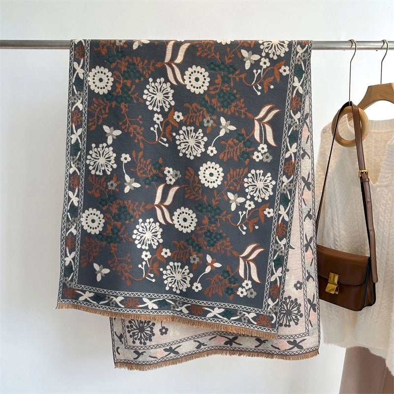 Women's Casual Retro Color Block Imitation Cashmere Flowers Scarf