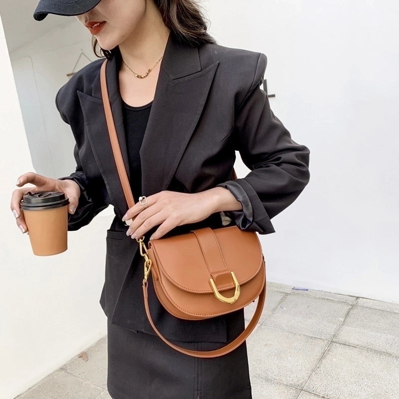 Women's Small Pu Leather Solid Color Elegant Semicircle Magnetic Buckle Crossbody Bag