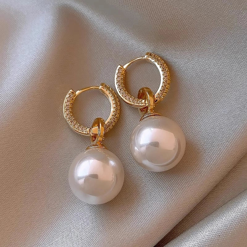 1 Pair Retro French Style IG Style Geometric Inlay Alloy Titanium Steel Artificial Pearls Zircon Drop Earrings Earrings Ear Studs