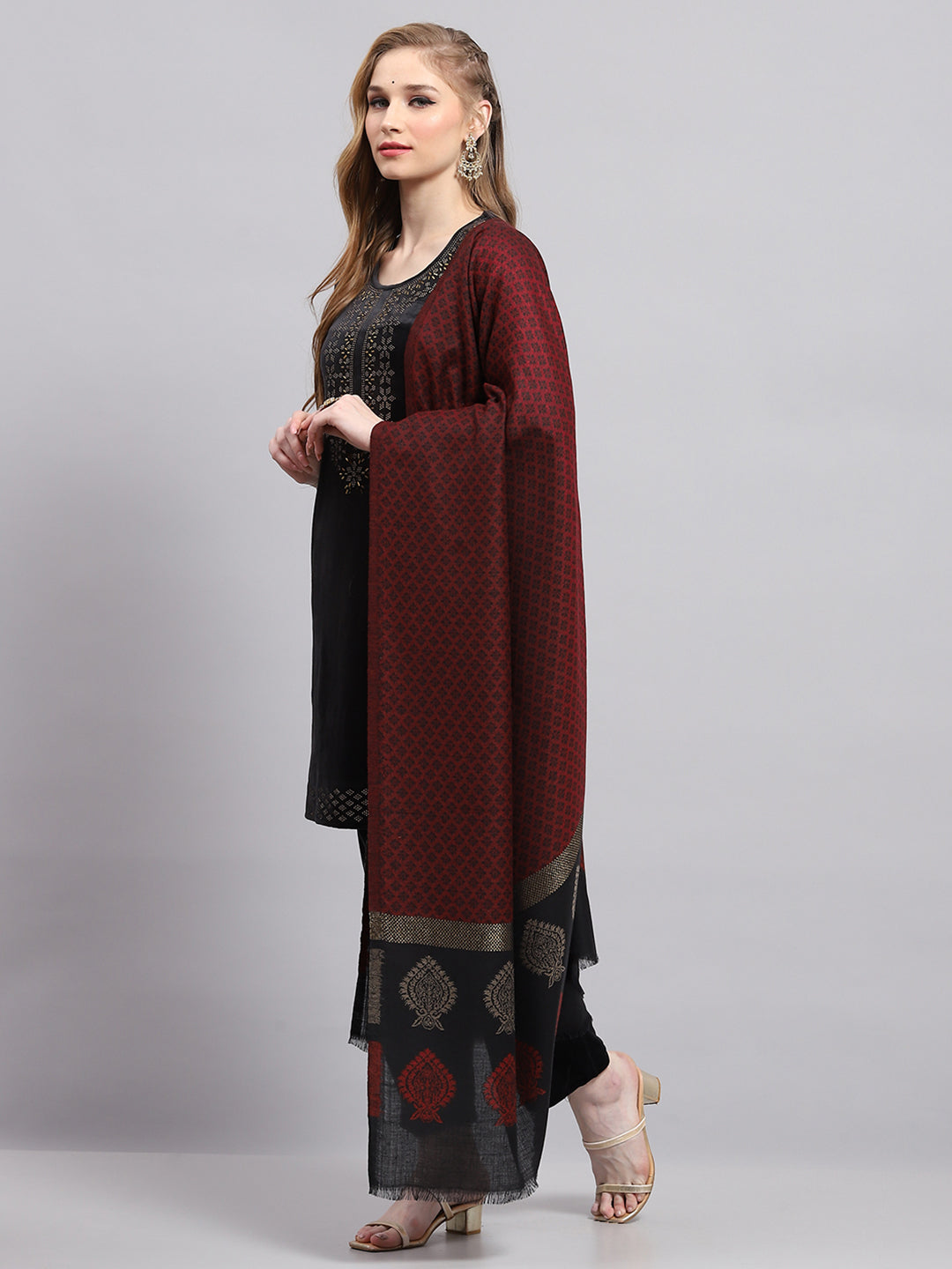 Women Maroon Self Design Shawl