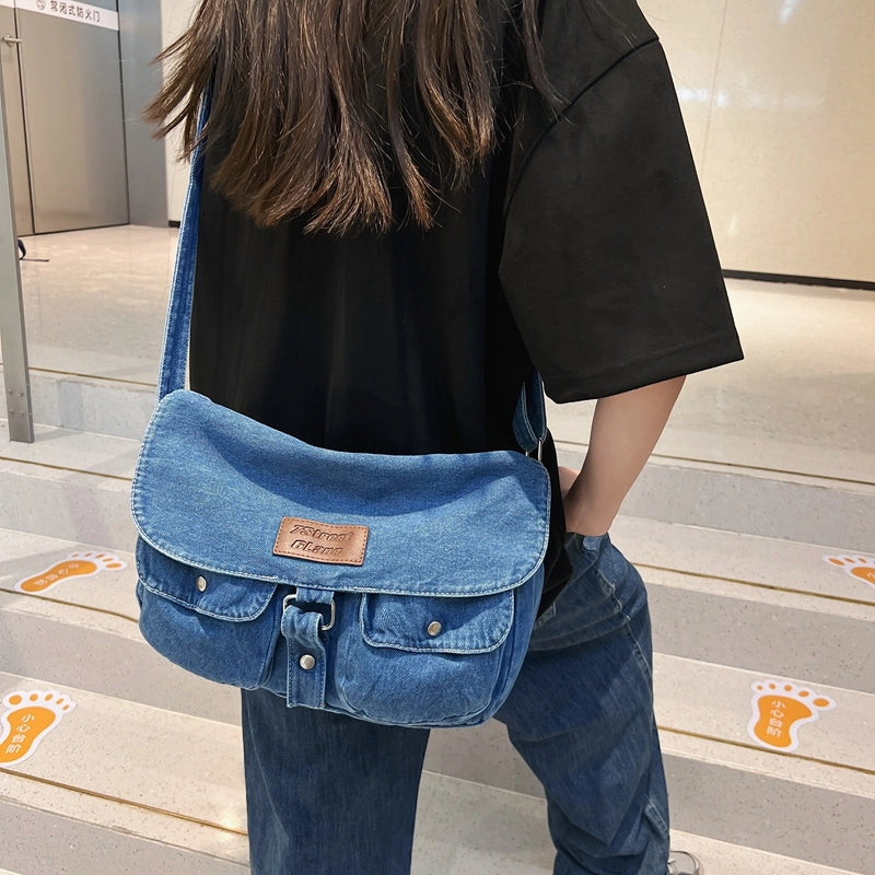 Women's Medium All Seasons Denim Classic Style Shoulder Bag