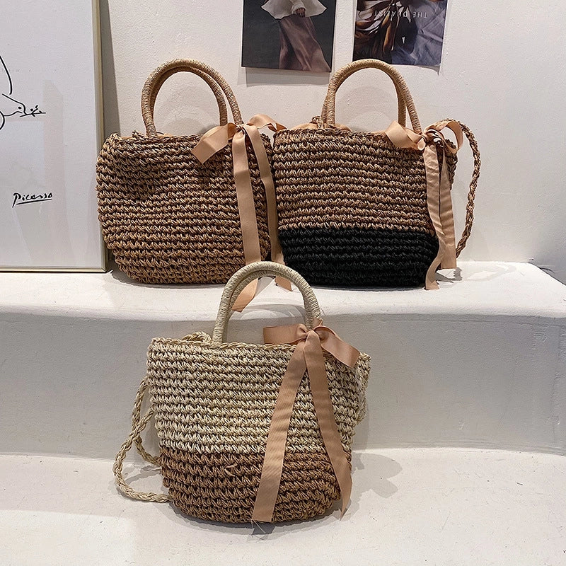 Women's Medium Summer Straw Vacation Handbag