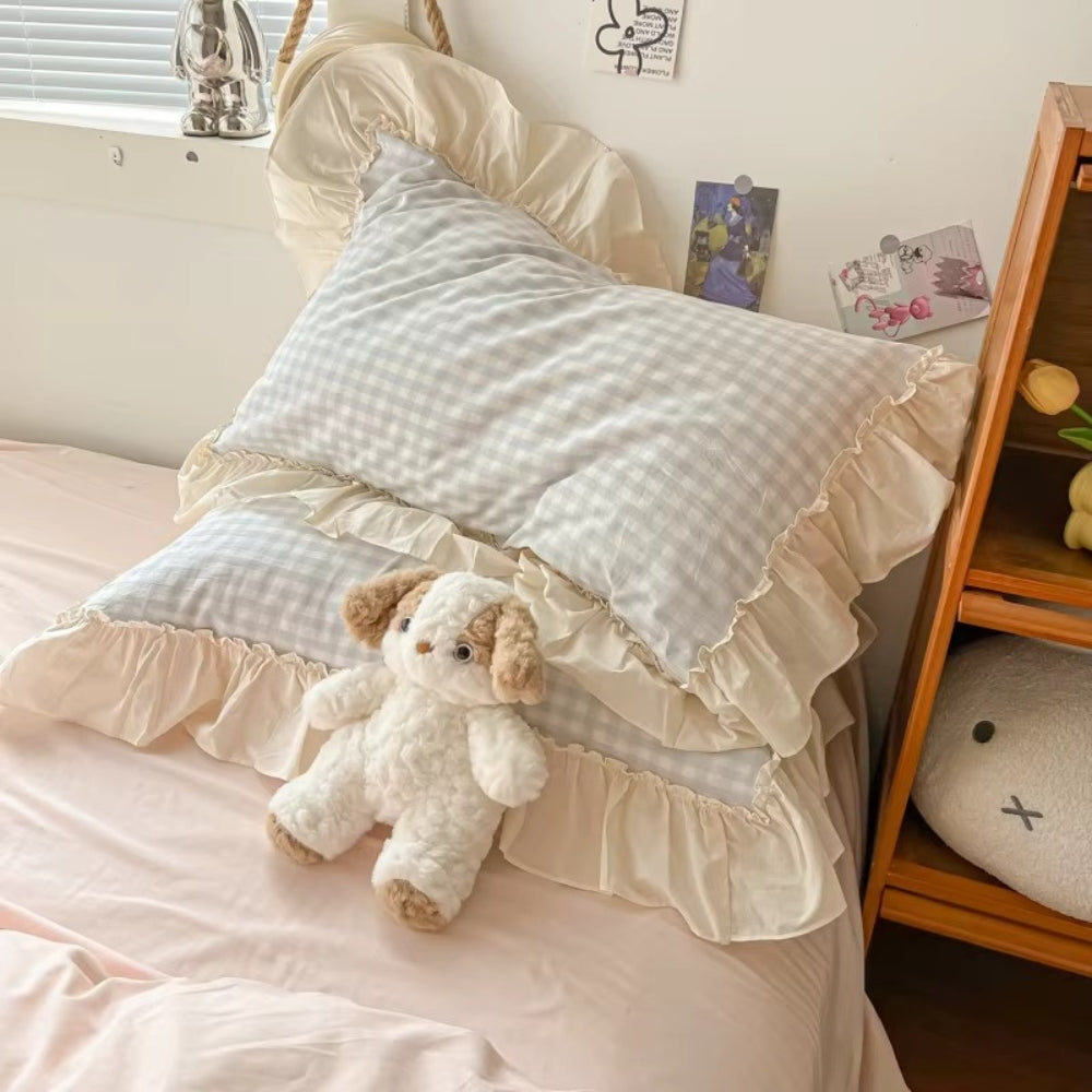 Gingham Check Ruffled Edges Bedding Set